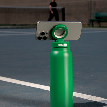 Gourde porte-téléphone Ringo Pro verte à la salle de sport