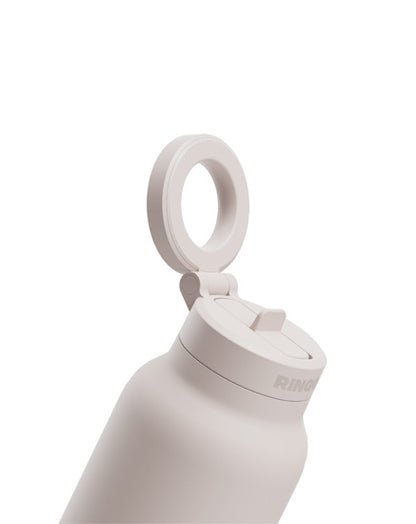 Création de contenu avec la gourde MagSafe Ringo Pro beige